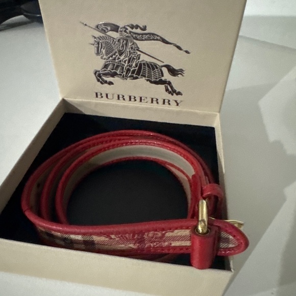 Burberry red belt - Picture 1 of 7